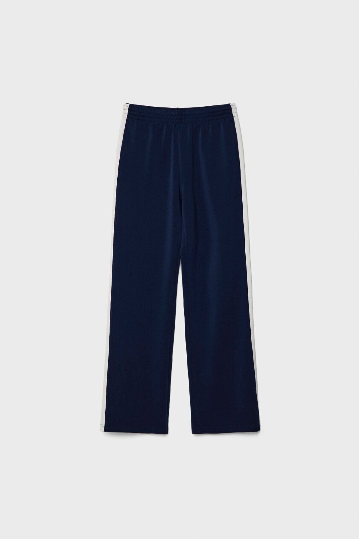Yumuşak, straight fit pantolon Yumuşak, straight fit pantolon