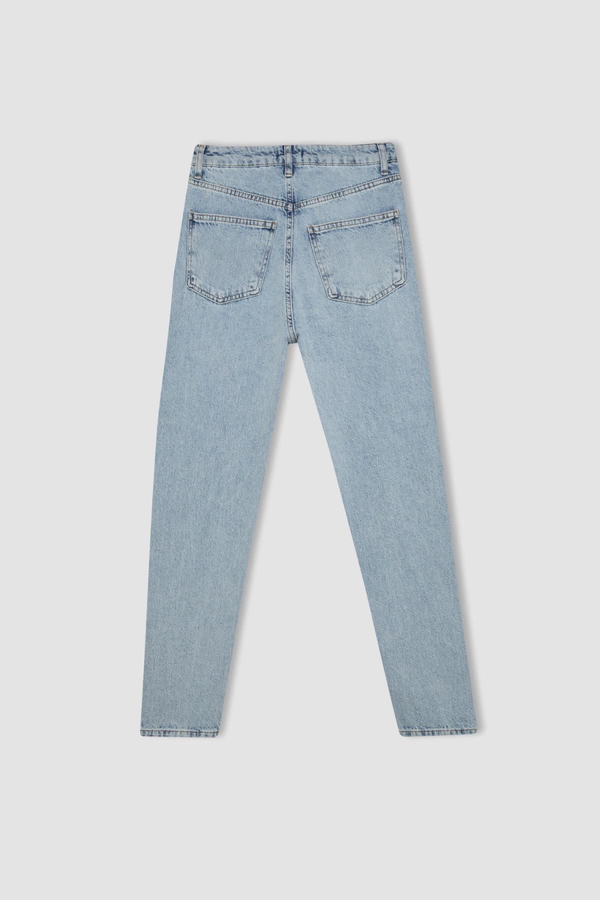 Lina Mom Fit Yırtık Detaylı Yüksek Bel Bilek Boy Jean Yıkamalı Pantolon C8611AX24HS Lina Mom Fit Yırtık Detaylı Yüksek Bel Bilek Boy Jean Yıkamalı Pantolon C8611AX24HS