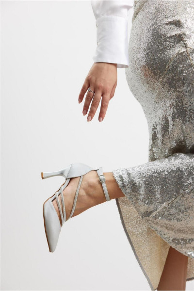 Kadın Topuklu Ayakkabı Taş detaylı