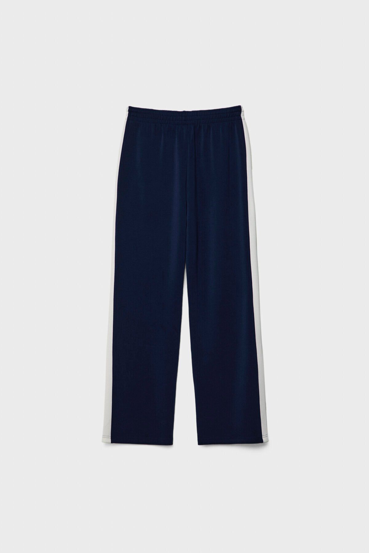 Yumuşak, straight fit pantolon Yumuşak, straight fit pantolon