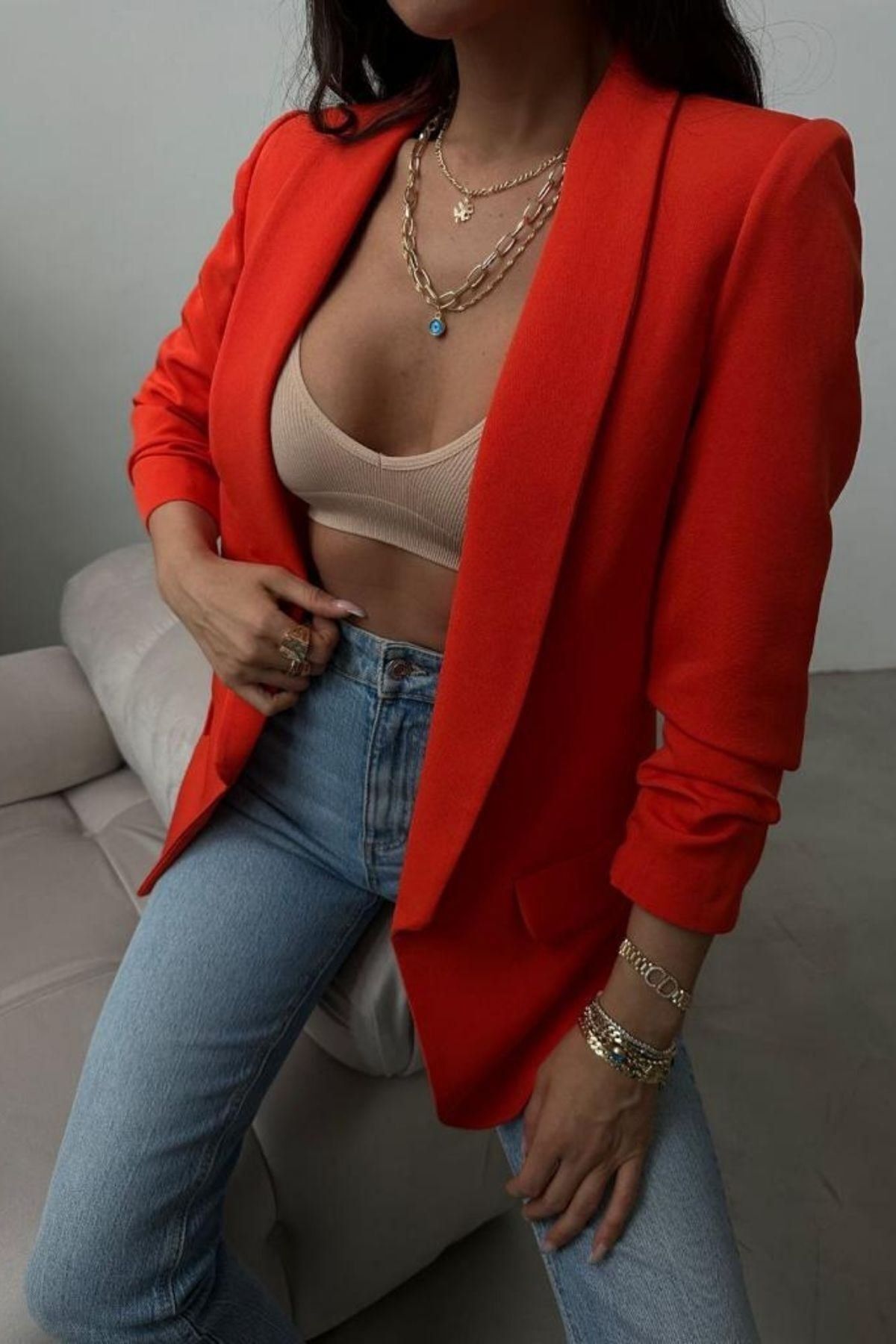 Kolu Büzgülü Blazer Ceket