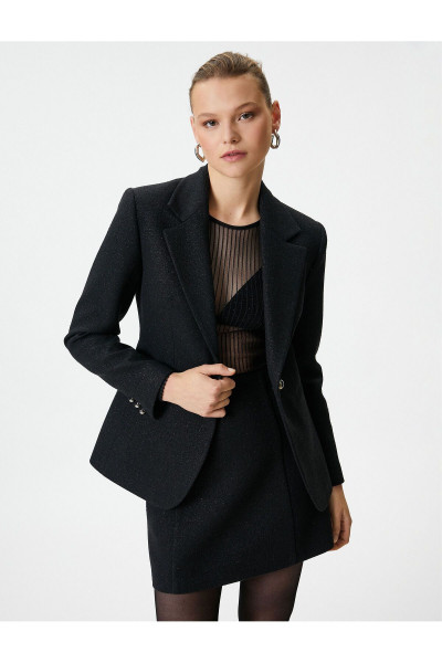 Tuba Ünsal X Koton - Simli Tek Düğmeli Blazer Ceket Tuba Ünsal X Koton - Simli Tek Düğmeli Blazer Ceket