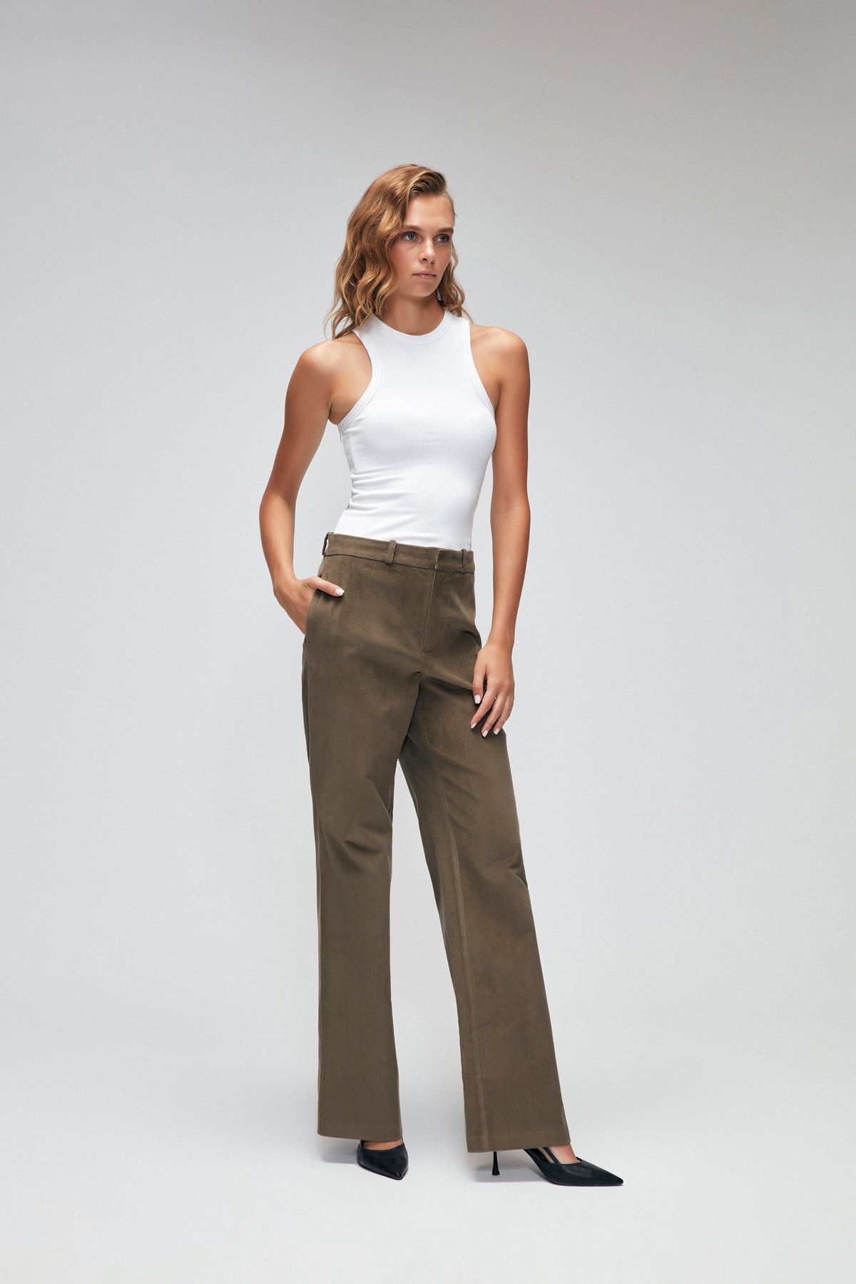 Moda Tutkusu Bol Paça Kadife Pantolon Moda Tutkusu Bol Paça Kadife Pantolon