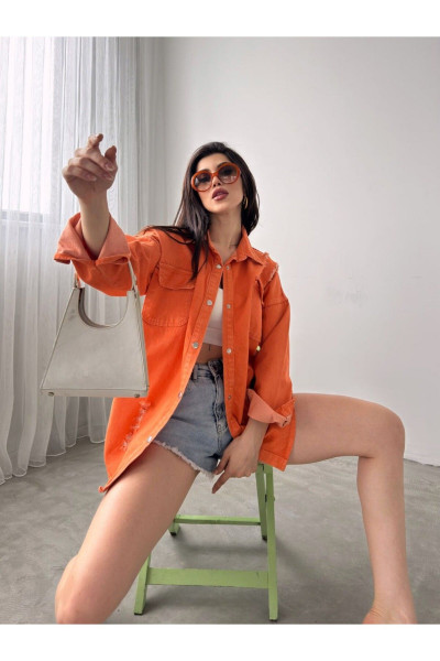 Kadın Turuncu Çift Cepli Yırtık Efektli Oversize Denim %100 Pamuk Gömlek Ceket Kadın Turuncu Çift Cepli Yırtık Efektli Oversize Denim %100 Pamuk Gömlek Ceket