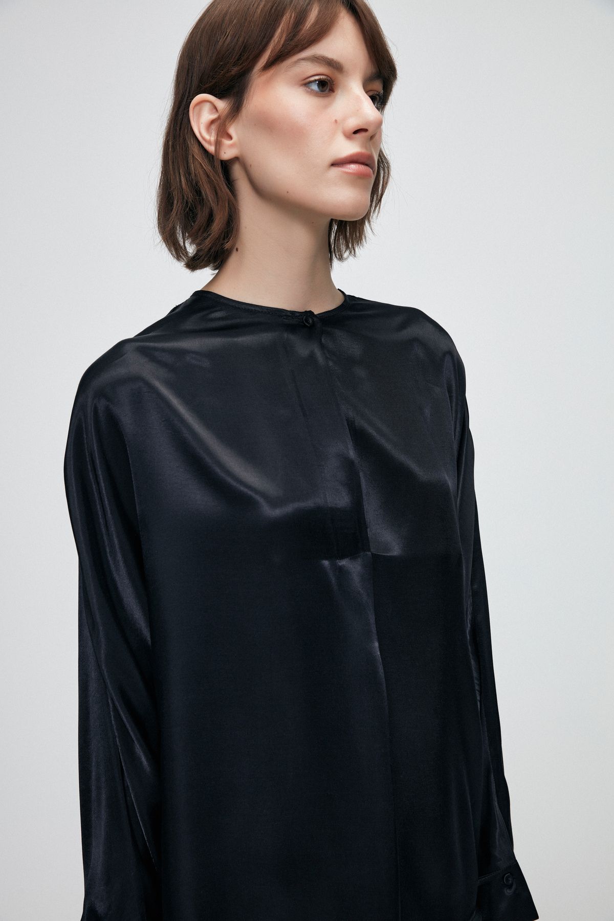 Yakasız Bluz Yakasız Bluz