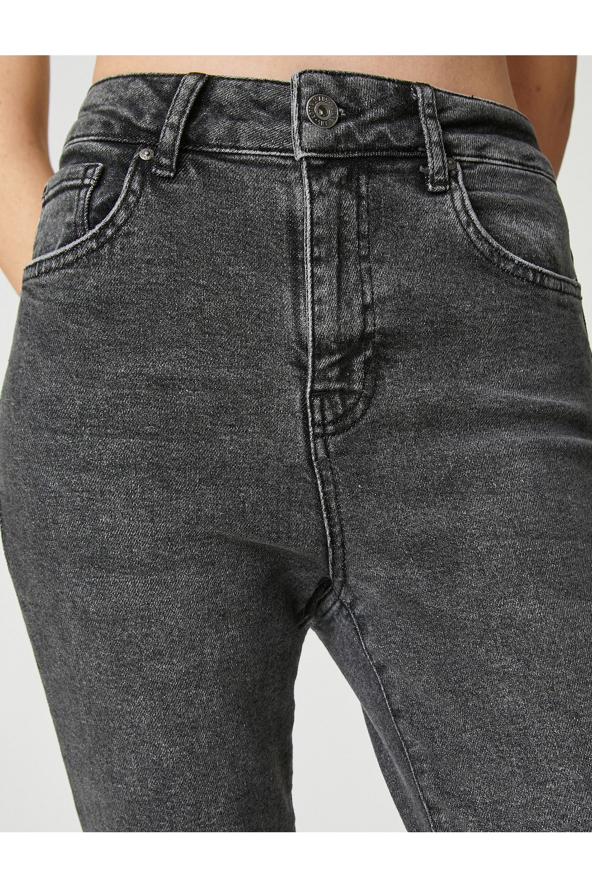 Yüksek Bel Kot Pantolon Dar Paça Dar Kesim - Carmen Jean Yüksek Bel Kot Pantolon Dar Paça Dar Kesim - Carmen Jean