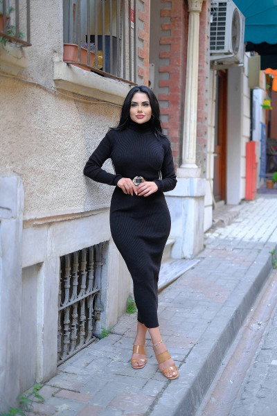 Kadın Yarım Balıkçı Yaka Kalem Model Kaşkorse Kumaş Elbise Tesettür Uygundur Boy 135cm Kemersiz Kadın Yarım Balıkçı Yaka Kalem Model Kaşkorse Kumaş Elbise Tesettür Uygundur Boy 135cm Kemersiz