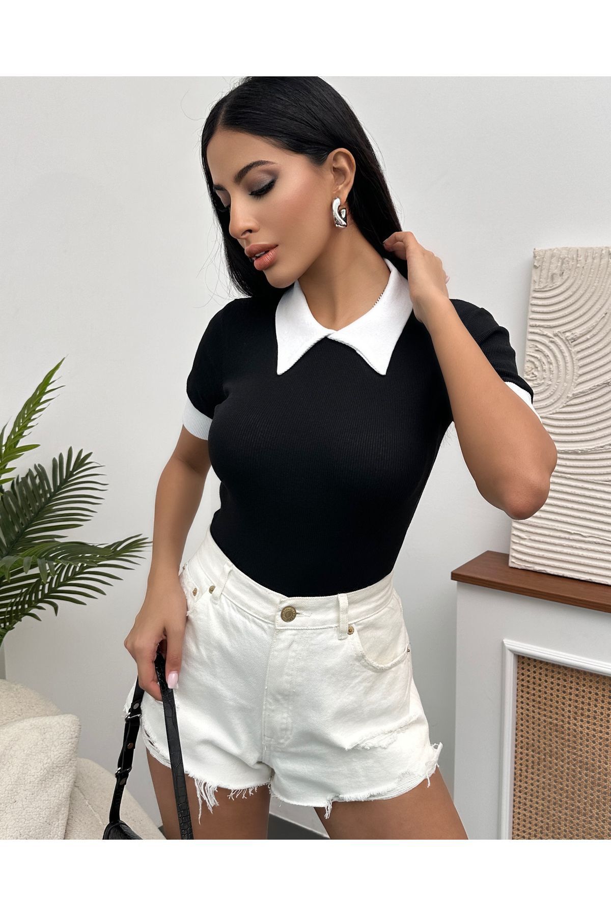 Kadın Siyah Polo Yaka Fitilli Örme Bluz Kadın Siyah Polo Yaka Fitilli Örme Bluz