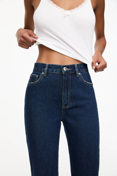 Yüksek bel mom fit jean Yüksek bel mom fit jean