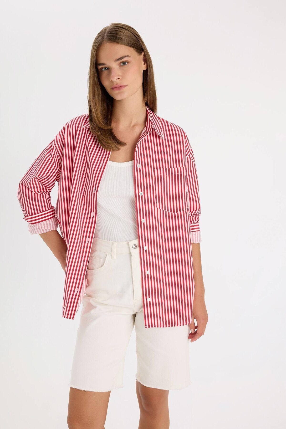 Oversize Geniş Kalıp Cepli Çizgili Poplin Uzun Kollu Gömlek B1132ax24au Oversize Geniş Kalıp Cepli Çizgili Poplin Uzun Kollu Gömlek B1132ax24au