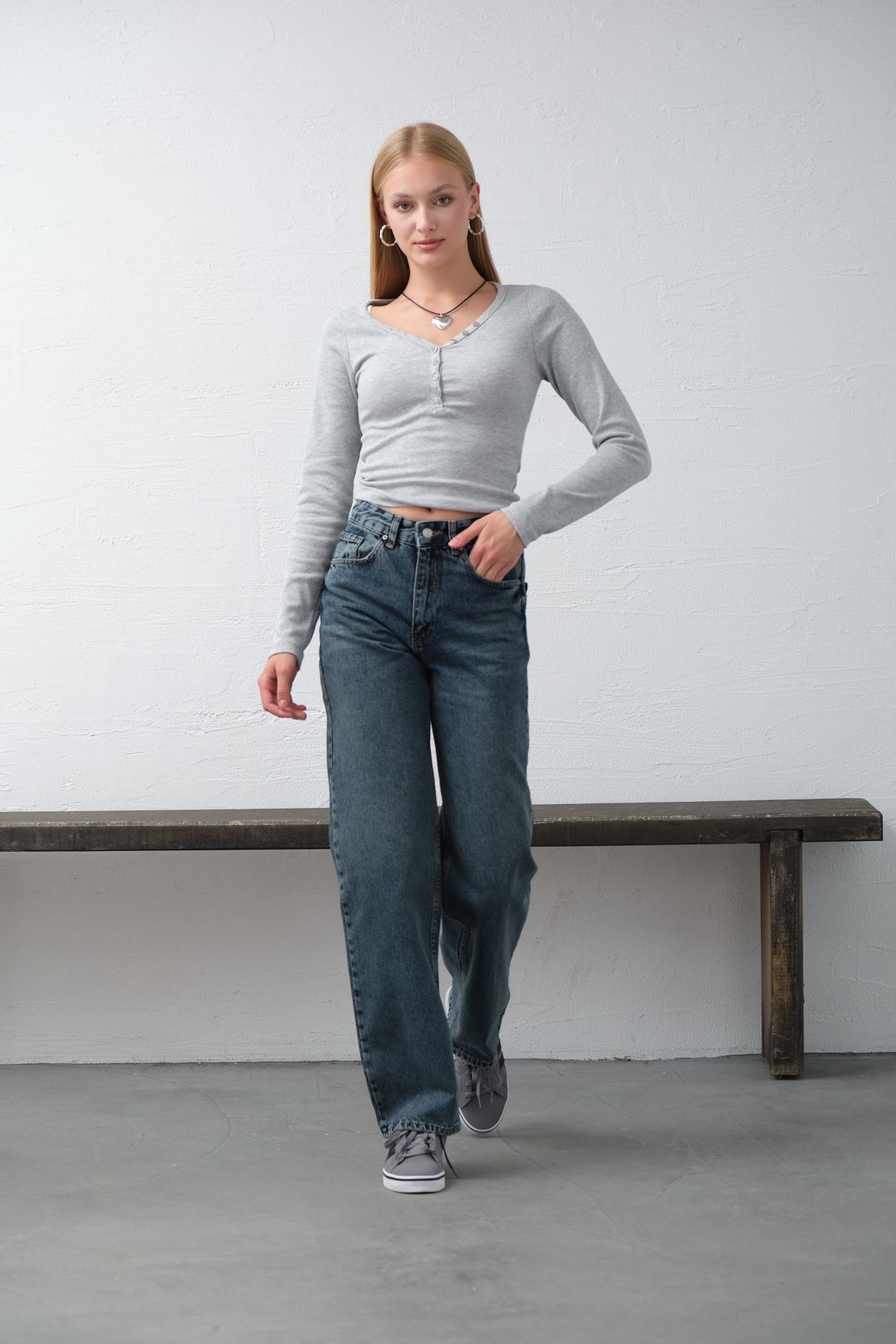 Mavi Yüksek Bel Üste Oturan %100 Pamuk Geniş Paça Flare Jean Kot Kadın Wide Leg Pantolon @sanremo Mavi Yüksek Bel Üste Oturan %100 Pamuk Geniş Paça Flare Jean Kot Kadın Wide Leg Pantolon @sanremo