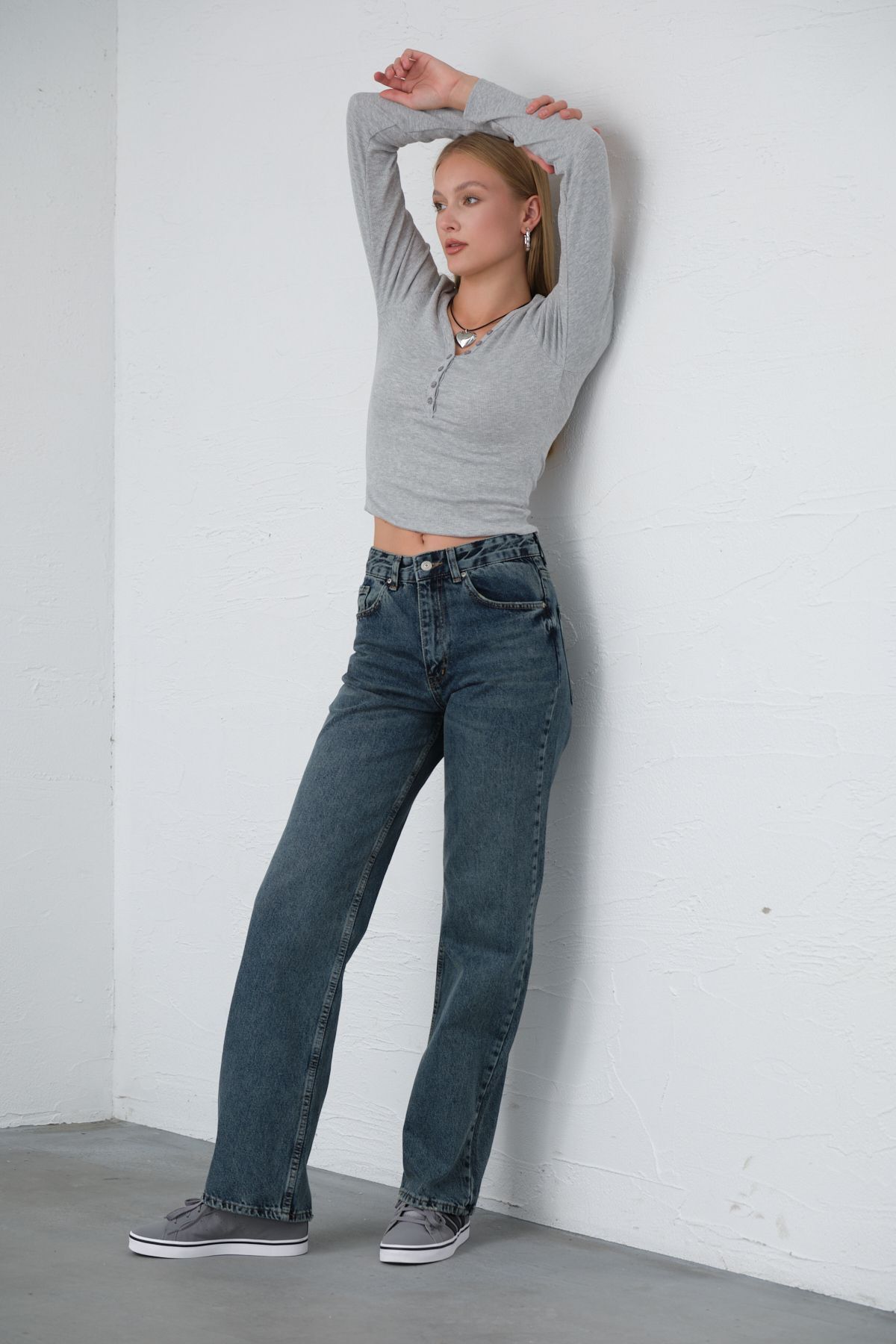 Mavi Yüksek Bel Üste Oturan %100 Pamuk Geniş Paça Flare Jean Kot Kadın Wide Leg Pantolon @sanremo Mavi Yüksek Bel Üste Oturan %100 Pamuk Geniş Paça Flare Jean Kot Kadın Wide Leg Pantolon @sanremo