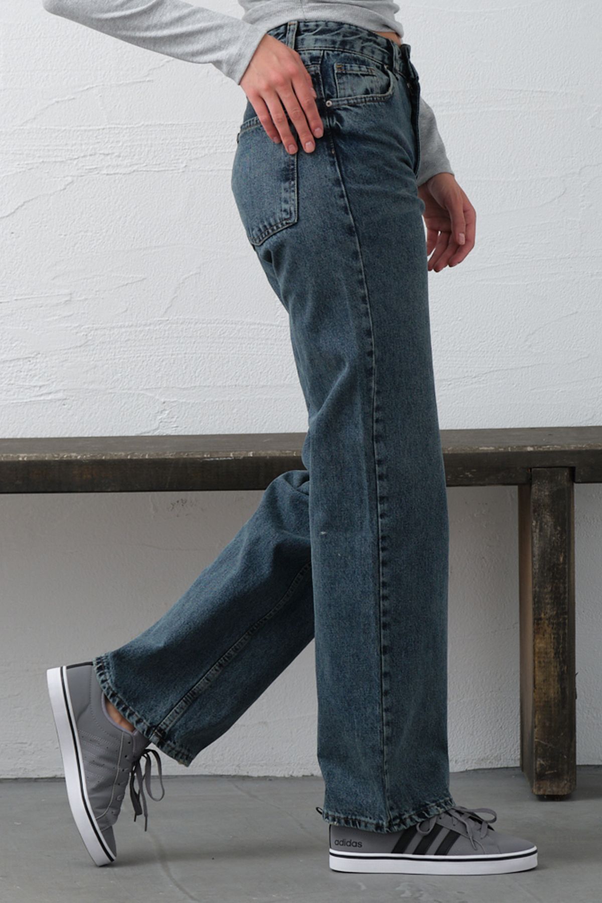 Mavi Yüksek Bel Üste Oturan %100 Pamuk Geniş Paça Flare Jean Kot Kadın Wide Leg Pantolon @sanremo Mavi Yüksek Bel Üste Oturan %100 Pamuk Geniş Paça Flare Jean Kot Kadın Wide Leg Pantolon @sanremo