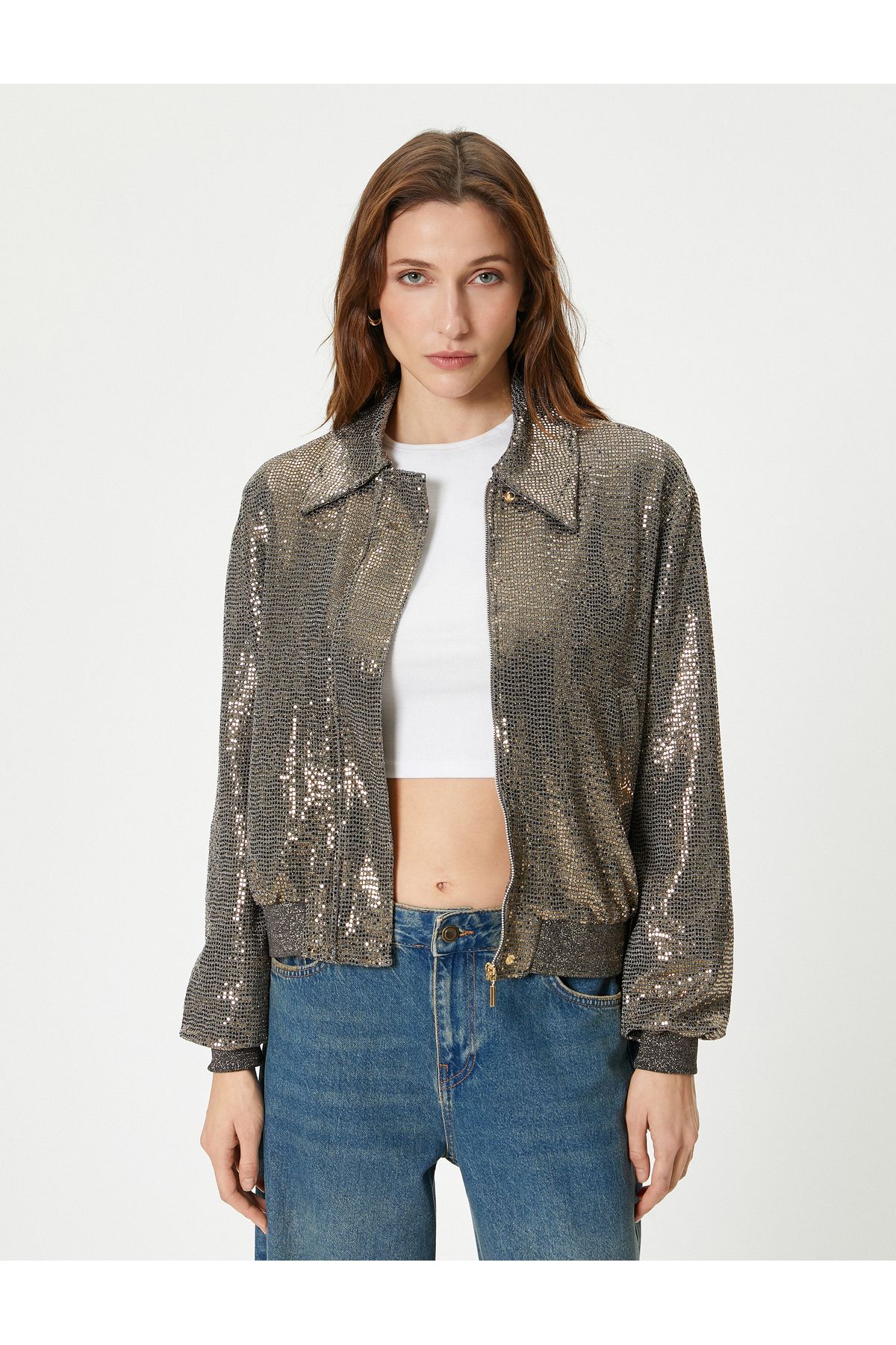 Tuba Ünsal X - Payetli Bomber Ceket Metalik Parlak Tuba Ünsal X - Payetli Bomber Ceket Metalik Parlak