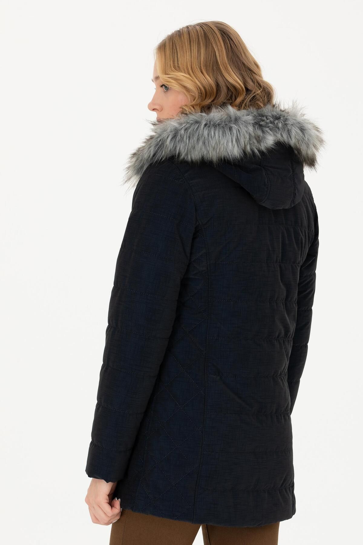 U.S. POLO  KAPİŞONLU SLİMFİT SPOR DERİ MONT WP24016 LACİVERT U.S. POLO  KAPİŞONLU SLİMFİT SPOR DERİ MONT WP24016 LACİVERT