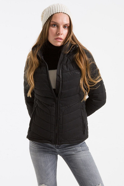 Kısa Şişme Siyah Mont Kısa Şişme Siyah Mont