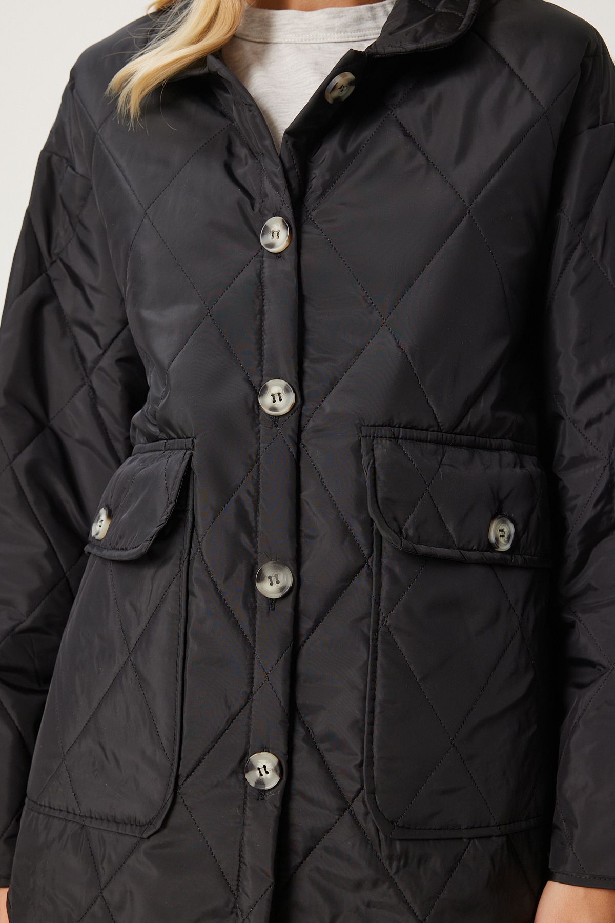 Kadın Siyah Cepli Oversize Kapitone Mont FO00001 Kadın Siyah Cepli Oversize Kapitone Mont FO00001