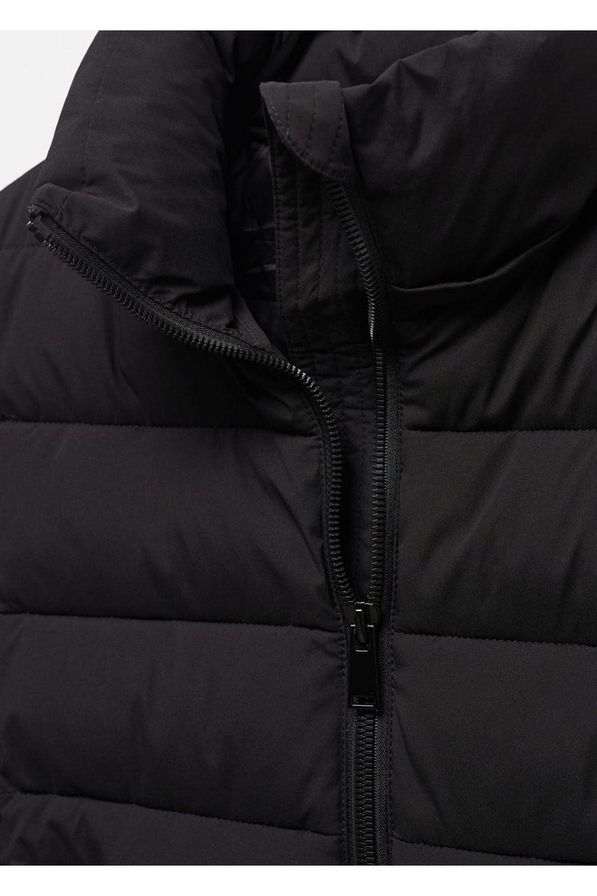 Kapüşonlu Kapitone Anorak Kapüşonlu Kapitone Anorak