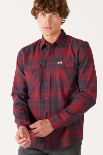 Regular Fit Normal Kesim %100 Pamuk Uzun Kollu Gömlek Regular Fit Normal Kesim %100 Pamuk Uzun Kollu Gömlek