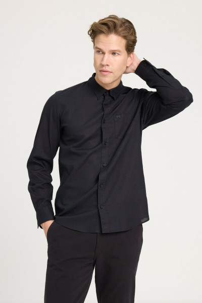 Regular Fit Normal Kesim Siyah Gömlek Regular Fit Normal Kesim Siyah Gömlek