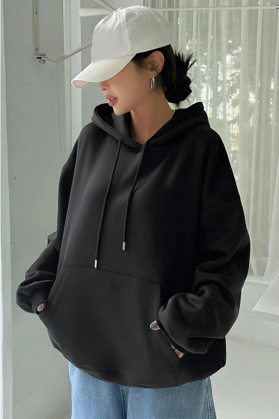 Kadın Siyah Düz Kapüşonlu Oversize 3 iplik Şardonlu Salaş Bol Kesim Hoodie Sweatshirt Kadın Siyah Düz Kapüşonlu Oversize 3 iplik Şardonlu Salaş Bol Kesim Hoodie Sweatshirt