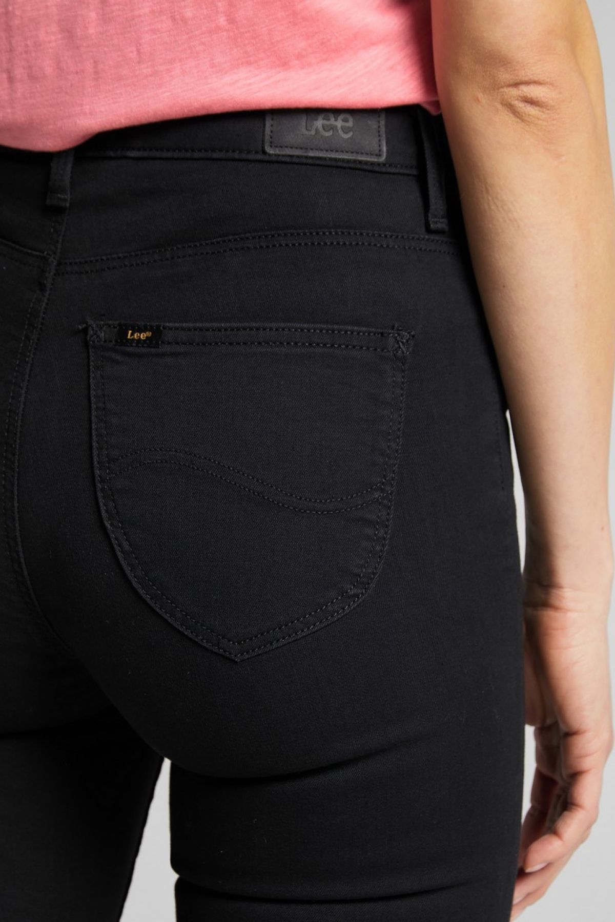 Skinny Fit Dar Kesim Yüksek Bel Scarlett Kadın Siyah Jean Denim Kot Pantolon Skinny Fit Dar Kesim Yüksek Bel Scarlett Kadın Siyah Jean Denim Kot Pantolon