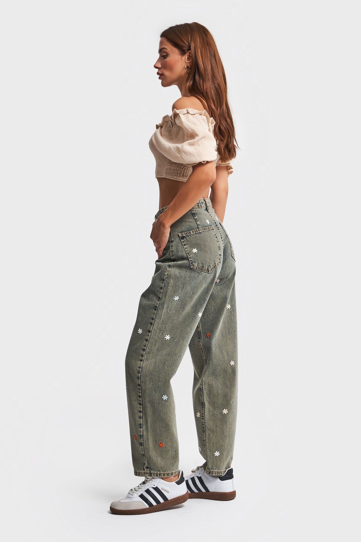 Kadın S Tint Kot Rengi Papatya Nakışlı %100 Koton Denim Kadın S Tint Kot Rengi Papatya Nakışlı %100 Koton Denim