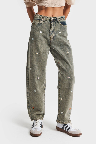 Kadın S Tint Kot Rengi Papatya Nakışlı %100 Koton Denim Kadın S Tint Kot Rengi Papatya Nakışlı %100 Koton Denim