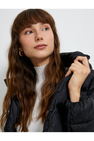 Şişme Mont Kapüşonlu Fermuarlı Cep Detaylı Şişme Mont Kapüşonlu Fermuarlı Cep Detaylı