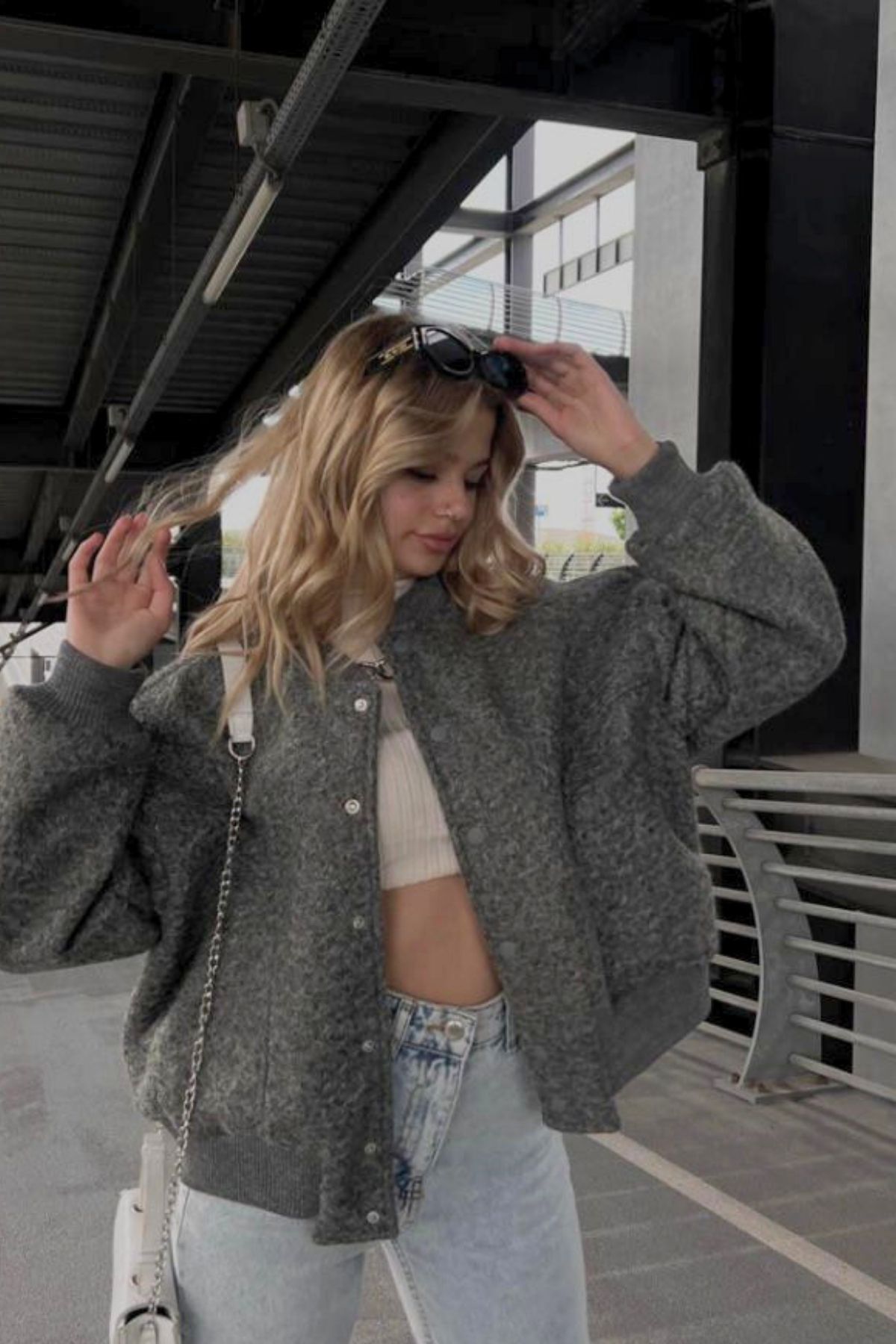 kaşe yün görünümlü bol kesim çıtçıt kapama cep detay crop trend bomber pinterest muadil ceket mont kaşe yün görünümlü bol kesim çıtçıt kapama cep detay crop trend bomber pinterest muadil ceket mont