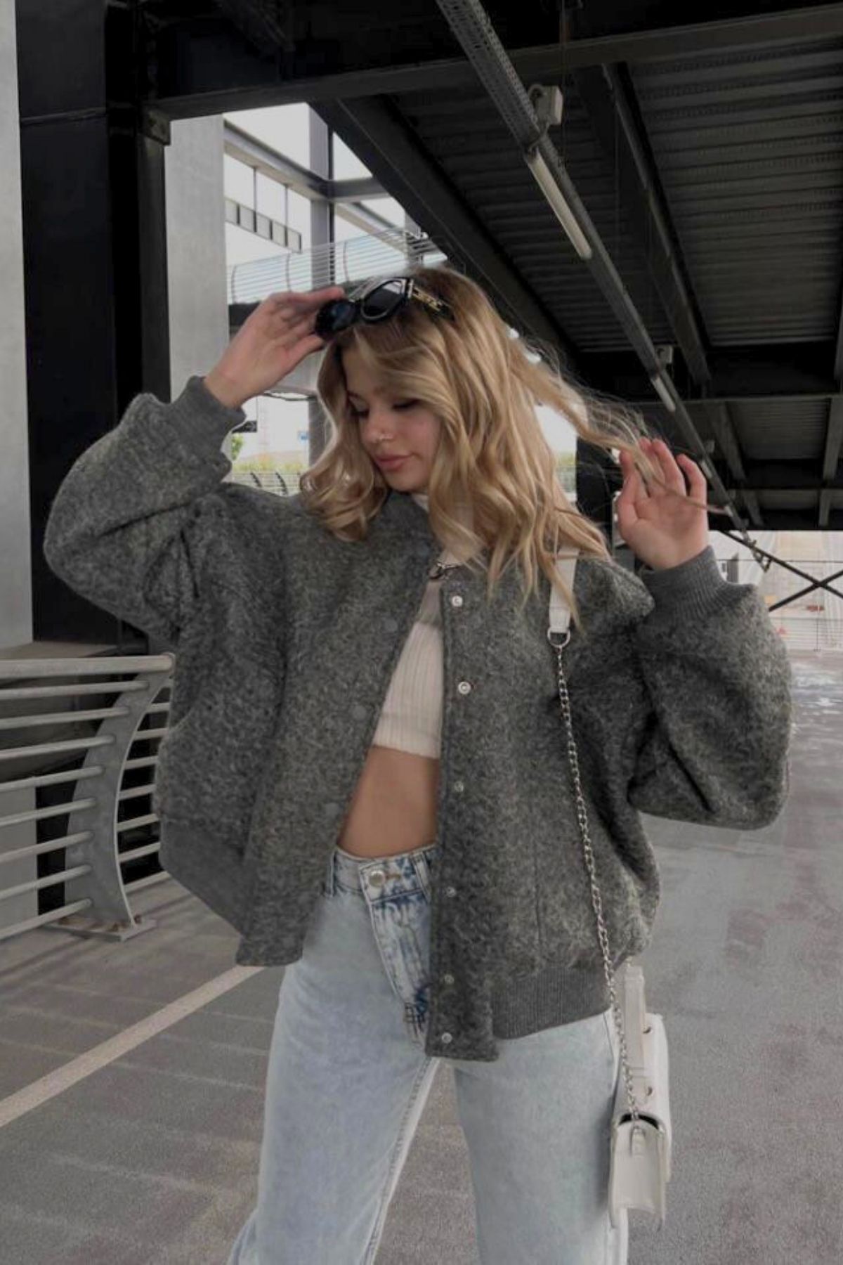 kaşe yün görünümlü bol kesim çıtçıt kapama cep detay crop trend bomber pinterest muadil ceket mont kaşe yün görünümlü bol kesim çıtçıt kapama cep detay crop trend bomber pinterest muadil ceket mont