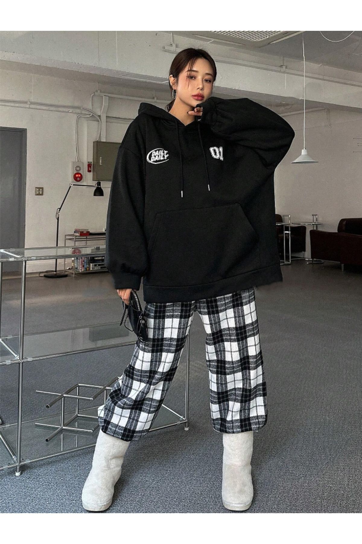 Unisex Erkek/Kadın DAILY 01 Renkli Özel Baskılı Pamuklu Oversize Kapüşonlu Sweatshirt Unisex Erkek/Kadın DAILY 01 Renkli Özel Baskılı Pamuklu Oversize Kapüşonlu Sweatshirt