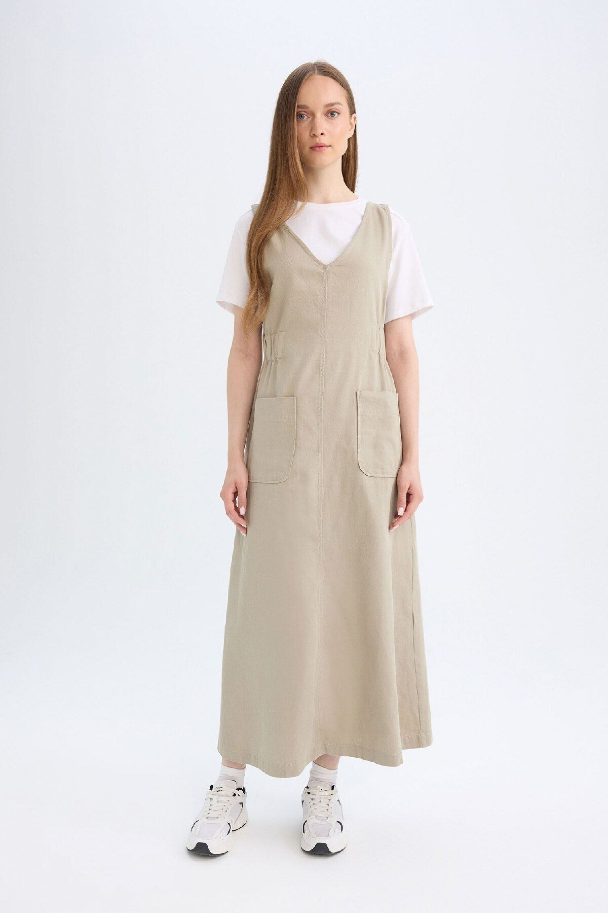 Regular Fit V Yaka Yan Büzgü Detaylı Basic Düz Gabardin Kolsuz Maxi Elbise C9684ax24au Regular Fit V Yaka Yan Büzgü Detaylı Basic Düz Gabardin Kolsuz Maxi Elbise C9684ax24au