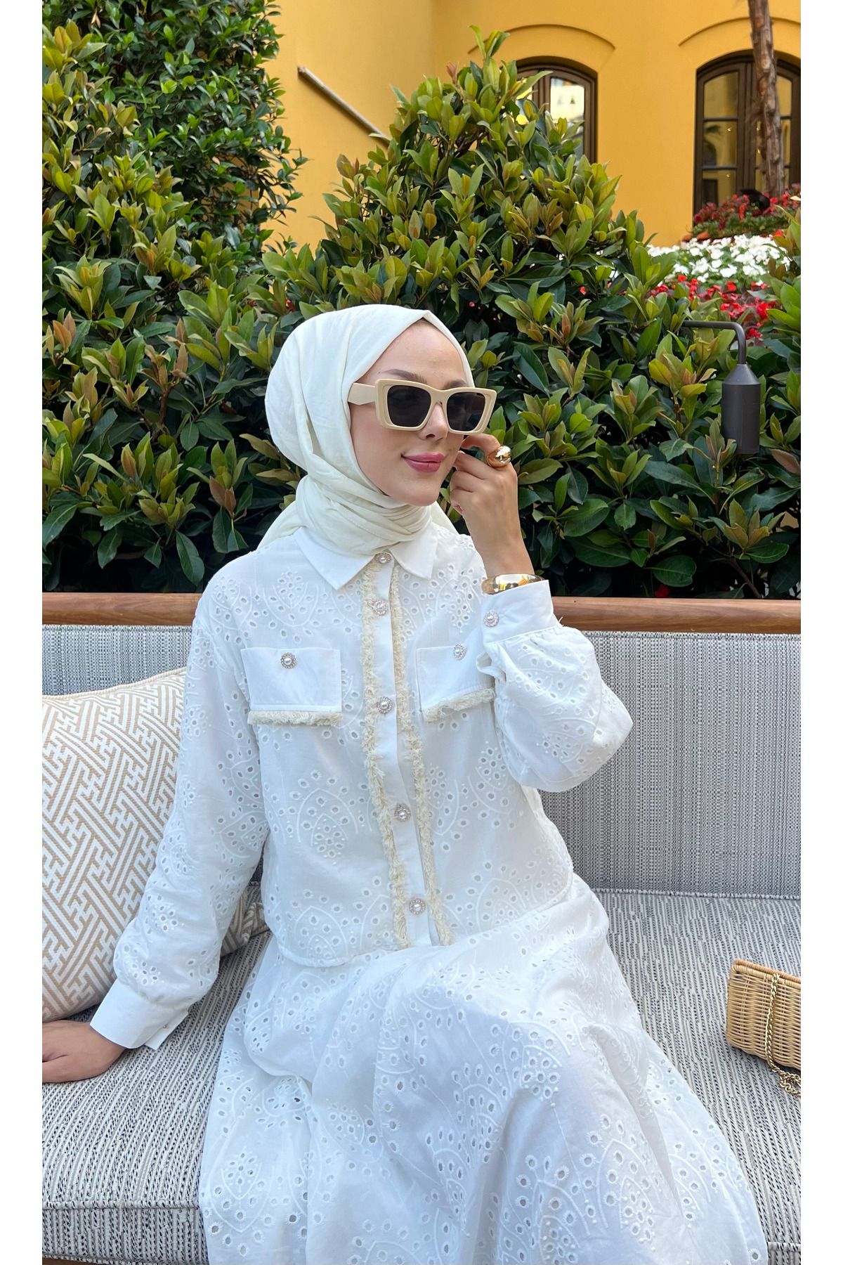 PÜSKÜL DETAY İNCİLİ GÖMLEK ETEK FİSTO TAKIM PÜSKÜL DETAY İNCİLİ GÖMLEK ETEK FİSTO TAKIM