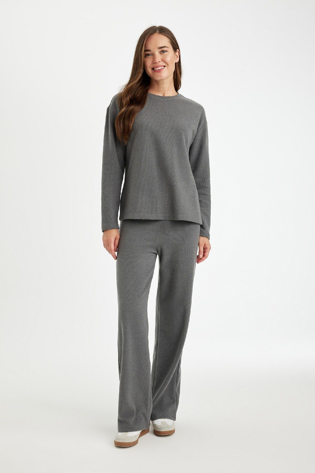 Wide Leg Geniş Bol Paça Selanik Kumaş Basic Düz Antrasit Triko Pantolon D0361ax24au Wide Leg Geniş Bol Paça Selanik Kumaş Basic Düz Antrasit Triko Pantolon D0361ax24au