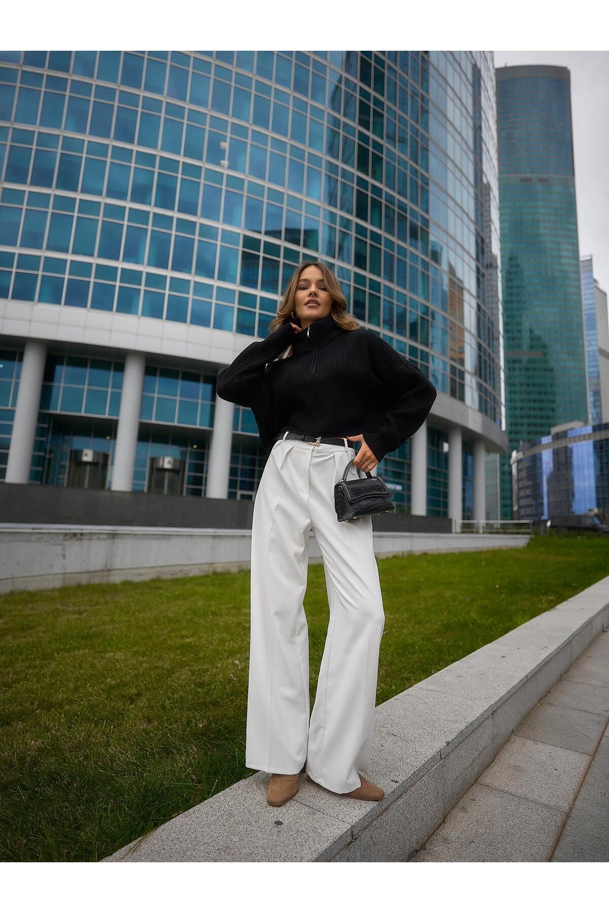 Kadın Oversize Fermuarlı Crop Triko Kazak Kadın Oversize Fermuarlı Crop Triko Kazak