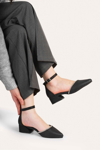 Taşlı Siyah Karnı Yarık Beş Pont