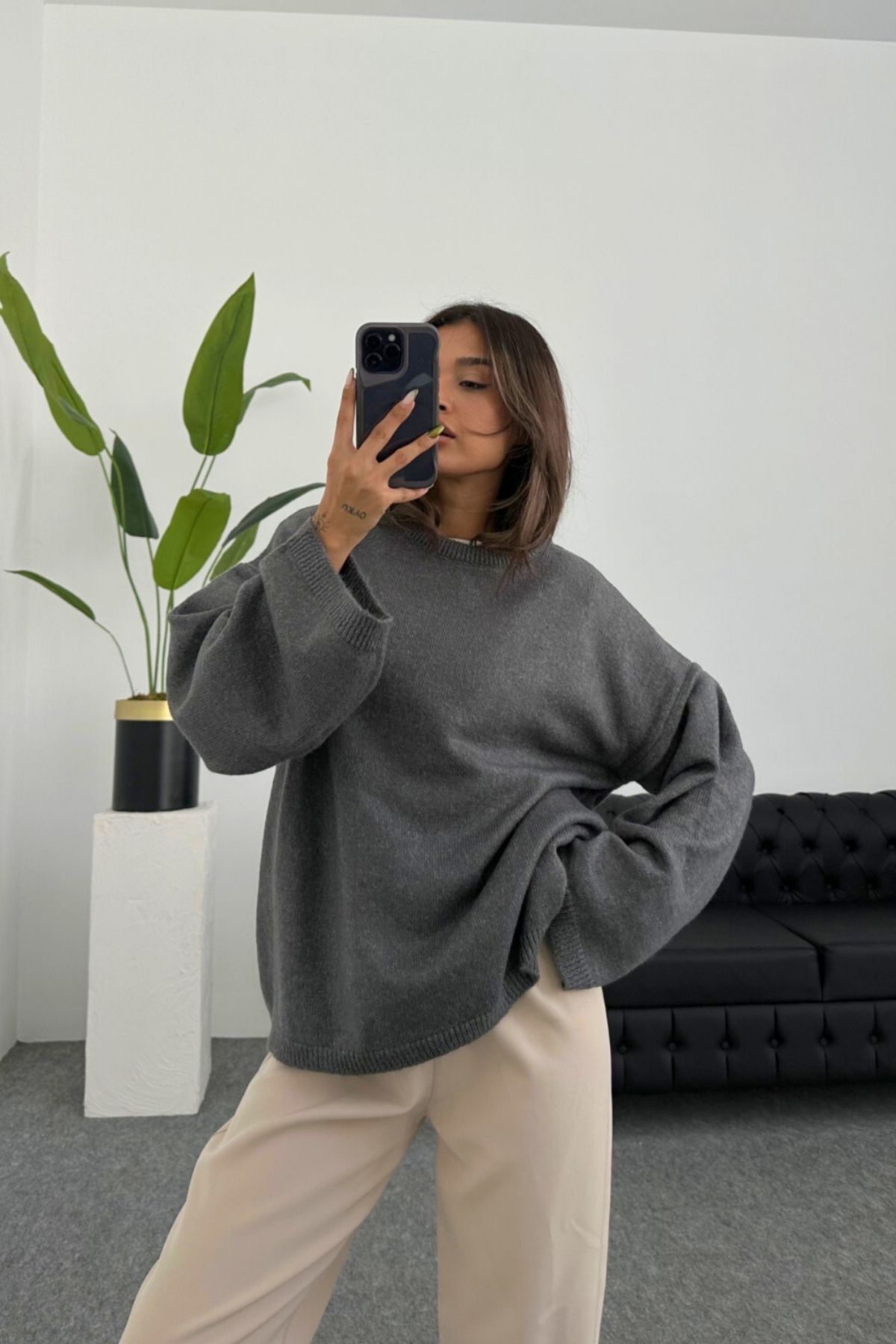 Pinterest Model Kadın Bol Kesim Geniş Kol Örgü Triko Sıfır Yaka Orta Boy Yumuşak Kazak Oversize Pinterest Model Kadın Bol Kesim Geniş Kol Örgü Triko Sıfır Yaka Orta Boy Yumuşak Kazak Oversize
