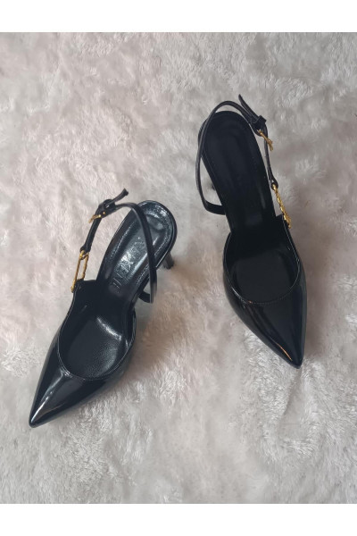 ZİRO RUGAN KENAR  GOLD TOKA DETAYLI BANTLI 10 CM TOPUK ABİYE TOPUKLU AYAKKABI ZİRO RUGAN KENAR  GOLD TOKA DETAYLI BANTLI 10 CM TOPUK ABİYE TOPUKLU AYAKKABI
