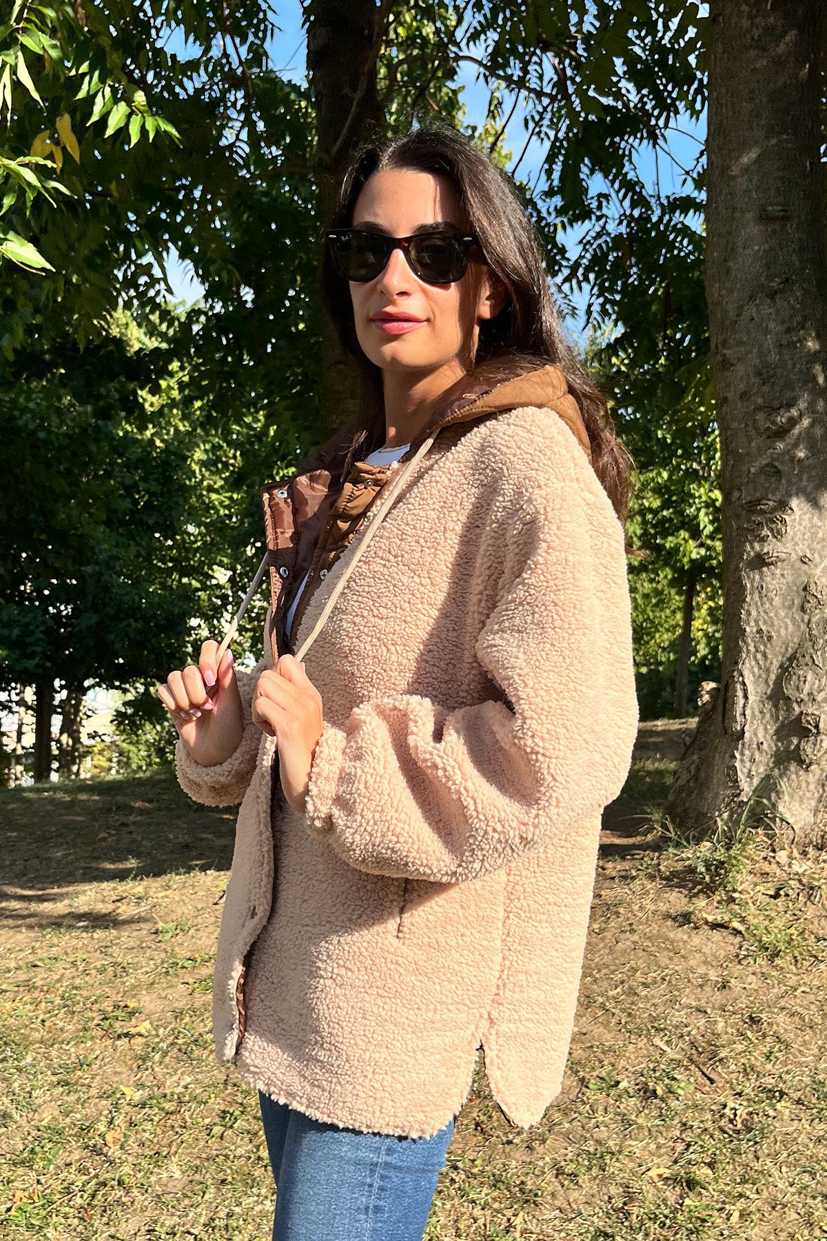 Peluş Kapitone Garnili Mont Peluş Kapitone Garnili Mont