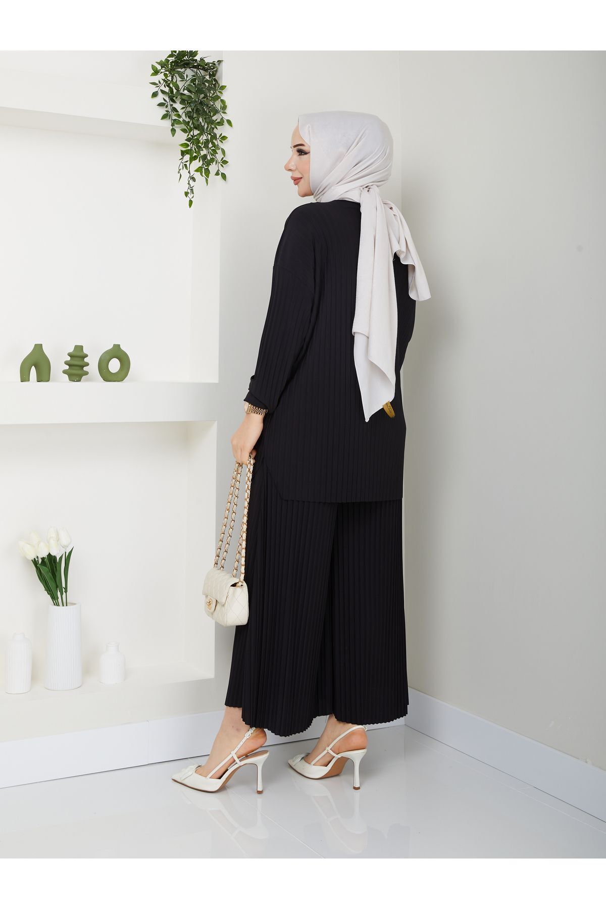 Yeni Sezon Çok Rahat Şık Etek Görünümlü Pantolon Tunik Ela Takım ?? Yeni Sezon Çok Rahat Şık Etek Görünümlü Pantolon Tunik Ela Takım ??