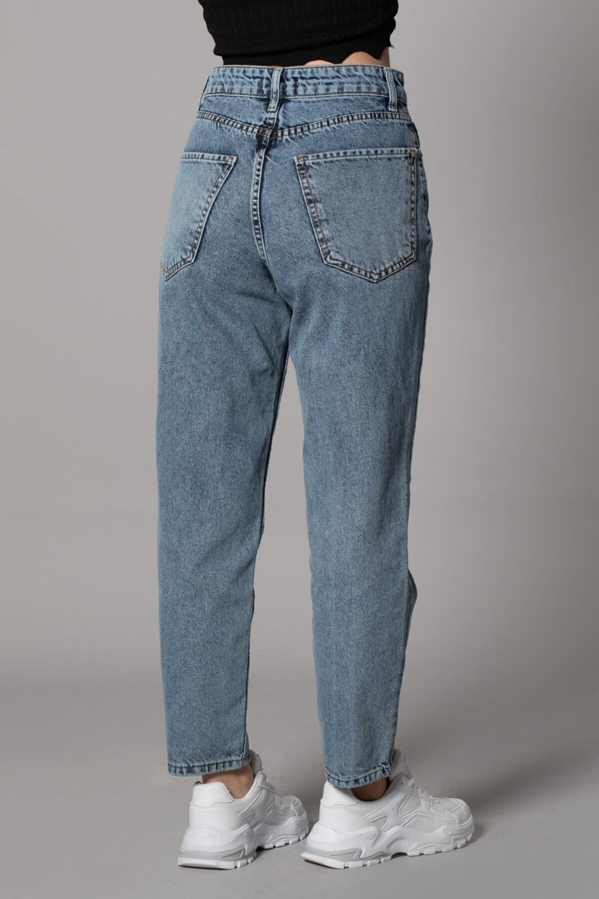 Lucy Boyfriend Kar Mom Mavi Yüksek Bel Likralı Jeans Pantolon Lucy Boyfriend Kar Mom Mavi Yüksek Bel Likralı Jeans Pantolon