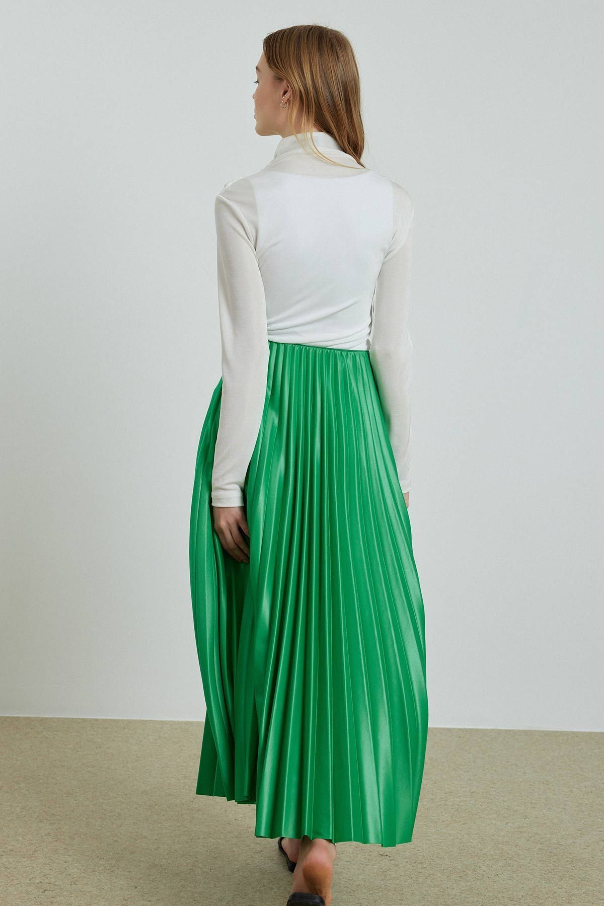 PİLİSOLEY SATEN ETEK - BENETTON YEŞİLİ PİLİSOLEY SATEN ETEK - BENETTON YEŞİLİ