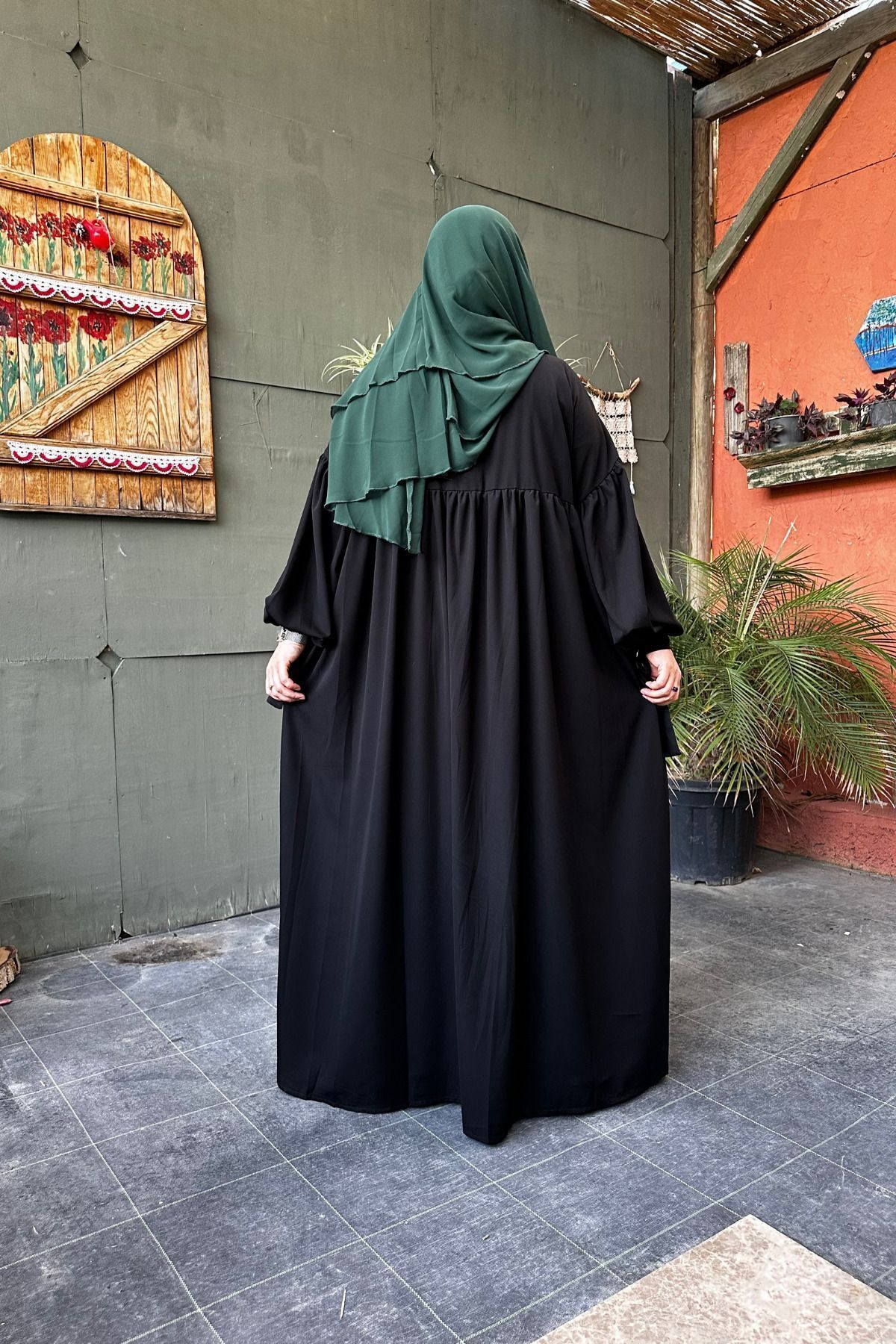 Robalı Elbise Bilekleri Bağcıklı Tesettür Elbise Ferace Yaka Fermuarlı Dualinze Butik