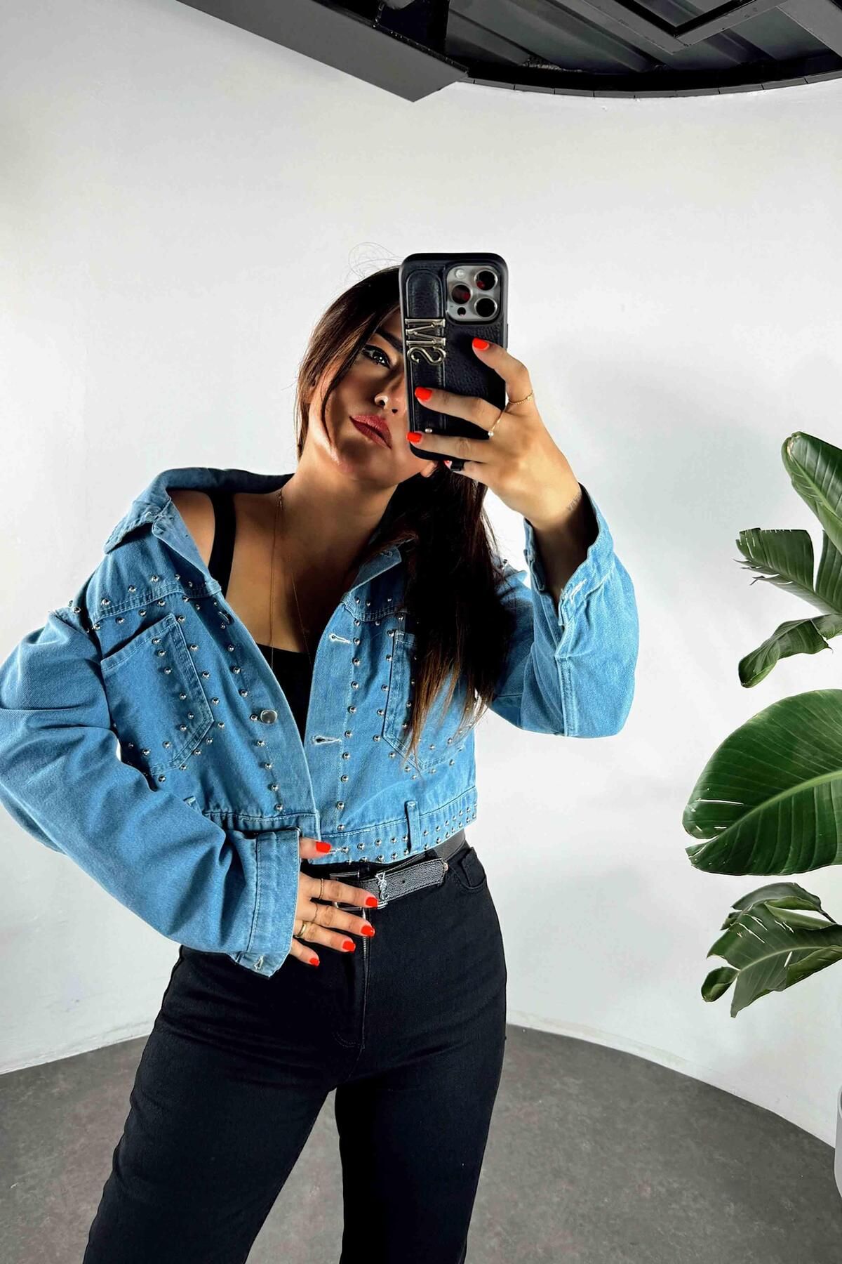 Zımba Detay Tasarım Denim Ceket Mavi Zımba Detay Tasarım Denim Ceket Mavi