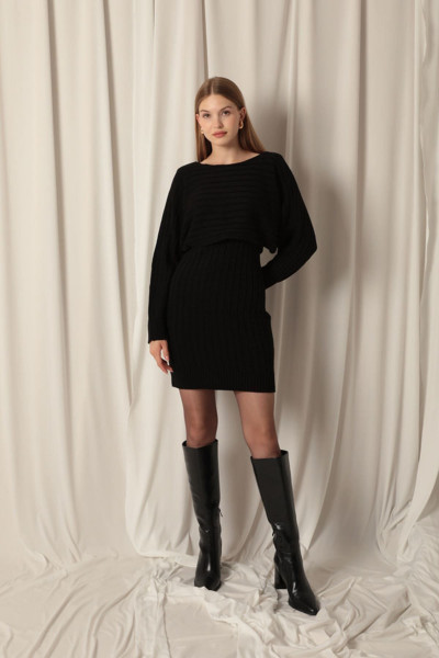 Yeni Sezon Kadın Elbise Üstüne Kazaklı  Mini Elbise İkili Takım 25TBK002 Yeni Sezon Kadın Elbise Üstüne Kazaklı  Mini Elbise İkili Takım 25TBK002