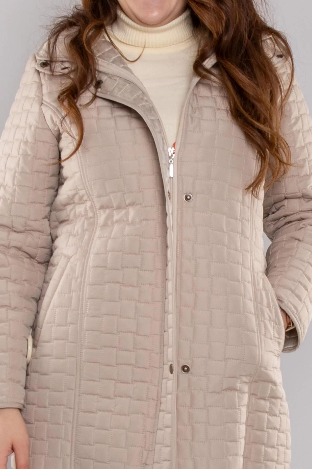 Kapitone Mont, Kaban, Içi Kürklü Kapitone Mont ,büyük Beden Mont, Su Itici Mont Kapitone Mont, Kaban, Içi Kürklü Kapitone Mont ,büyük Beden Mont, Su Itici Mont