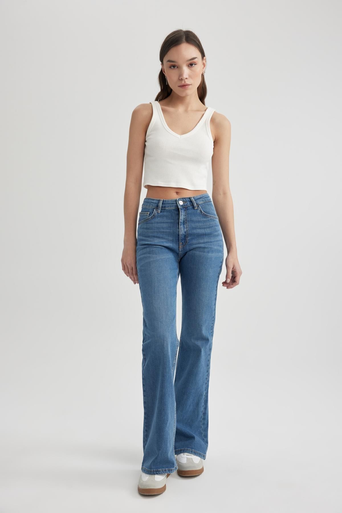 Mia Flare Fit Normal Bel Ispanyol Paça Uzun Jean Pantolon B6527ax24sp Mia Flare Fit Normal Bel Ispanyol Paça Uzun Jean Pantolon B6527ax24sp