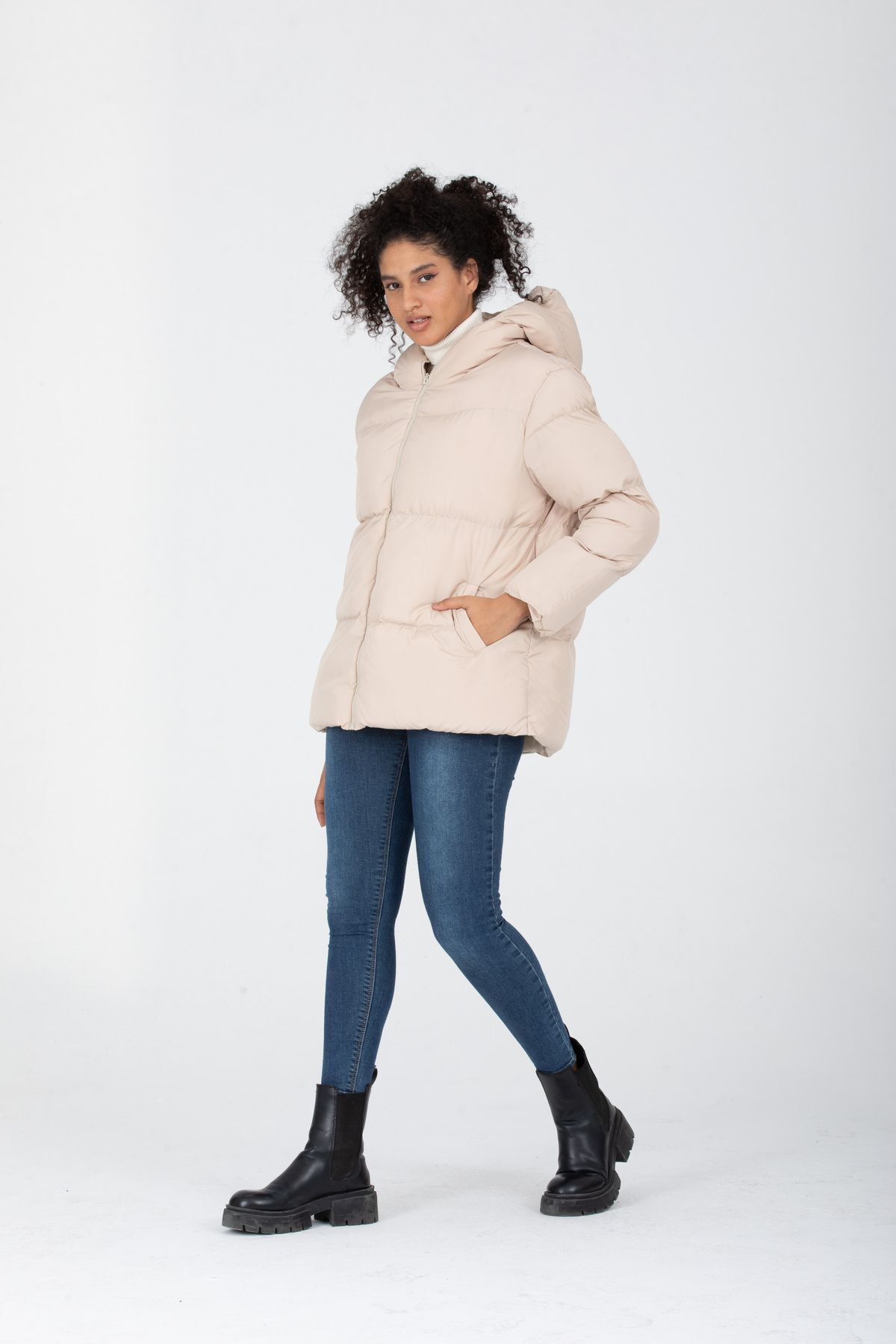 Kapüşonlu Unisex Regular Şişme Mont Kapüşonlu Unisex Regular Şişme Mont