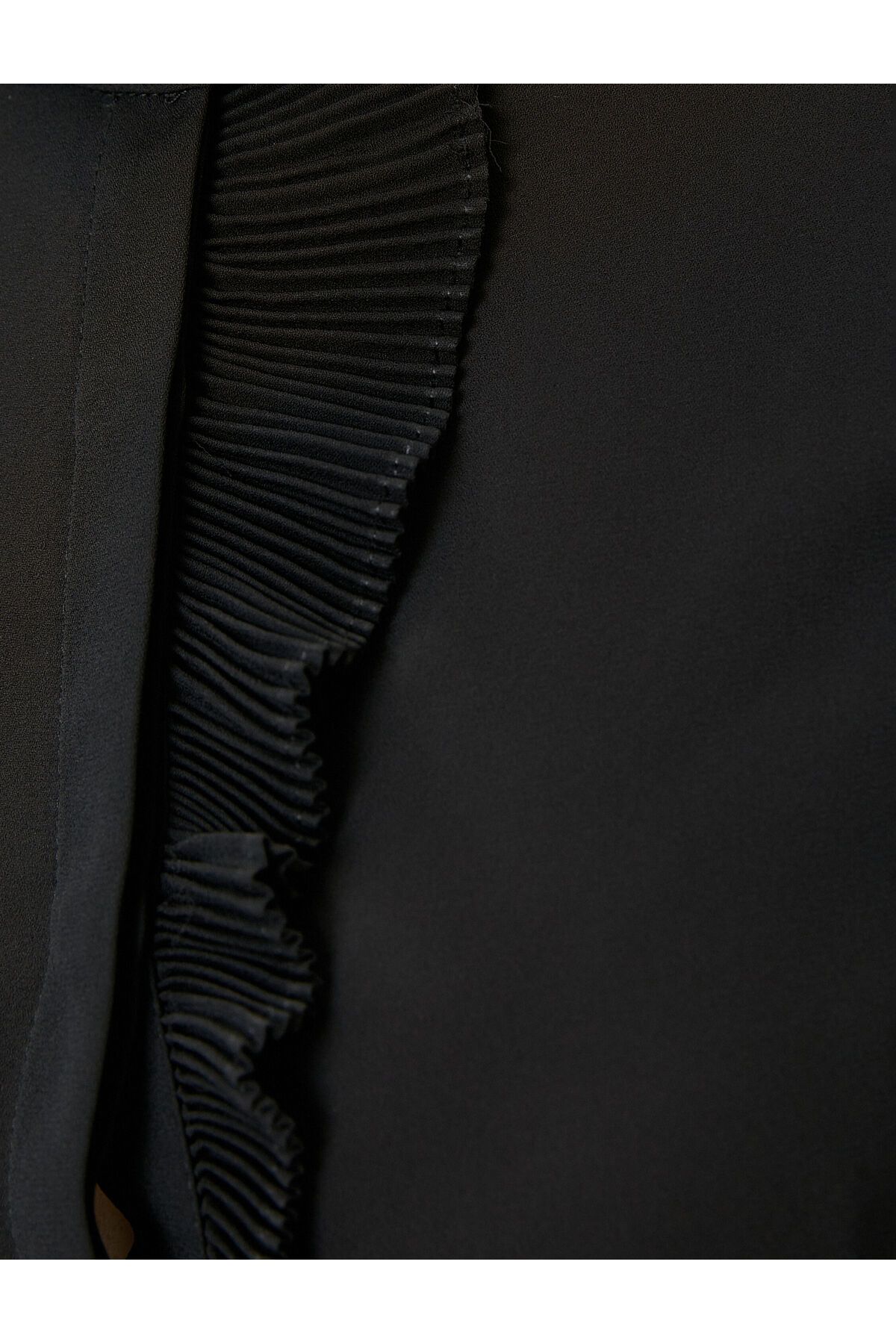 Şifon Gömlek Balon Kollu Fırfırlı Düğmeli Regular Fit